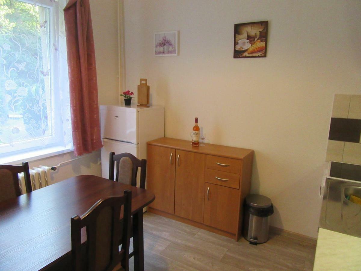 Julie 1 Apartamento Svoboda nad Úpou Exterior foto